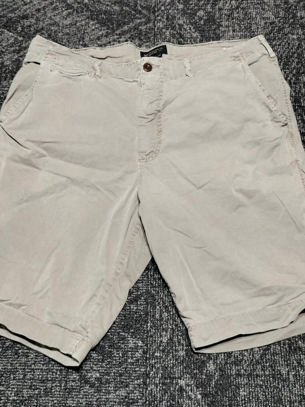 American Eagle Lived-In Flex Shorts Mens 38 Longer Khaki Beige Chino Preppy NWOT